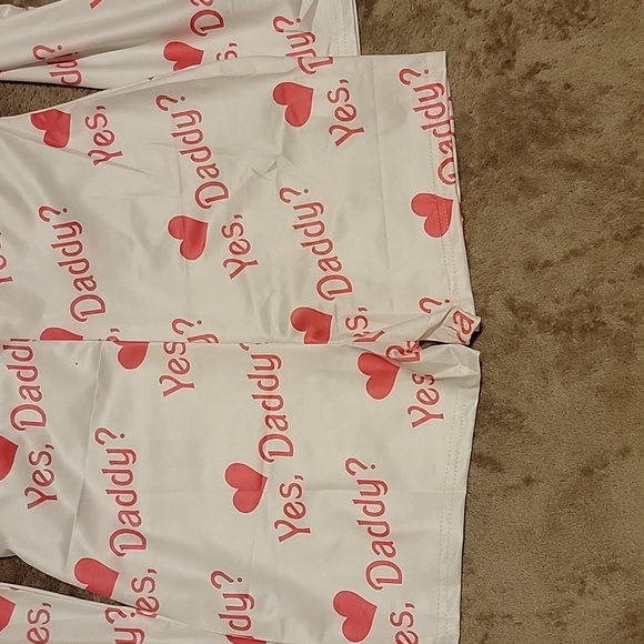 Lounge wear. One piece. Size medium - Picture 8 of 11